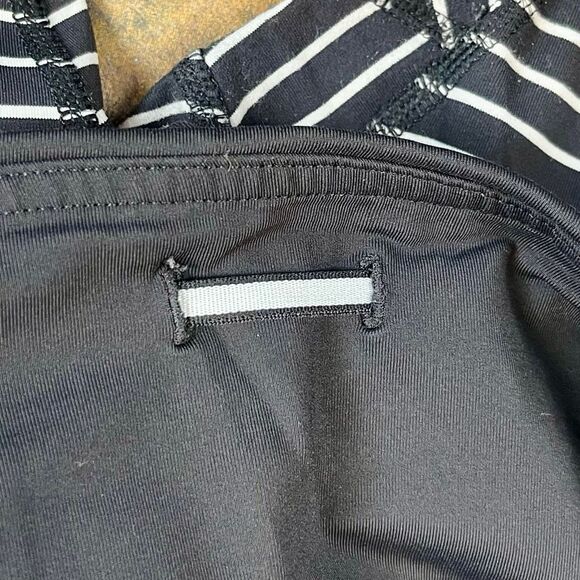 LULULEMON Runday Crop Ankle Legging Athletic Stripe Pants 8 - Picture 6 of 12